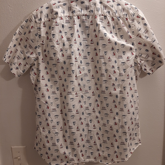NAUTICA CLASSIC FIT.CASUAL MEN'S SHORT SLEEVE SHIRT.SZ::S.NEW CONDITION. NEVER W - Picture 5 of 9